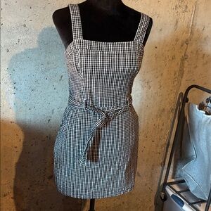 Hollister Black and White Checkered Fabric